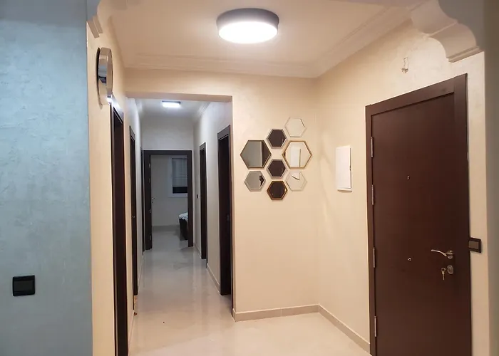 Charming 2 Bedroom Apartment